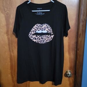 Torrid Black Tee with Leopard Print Lips